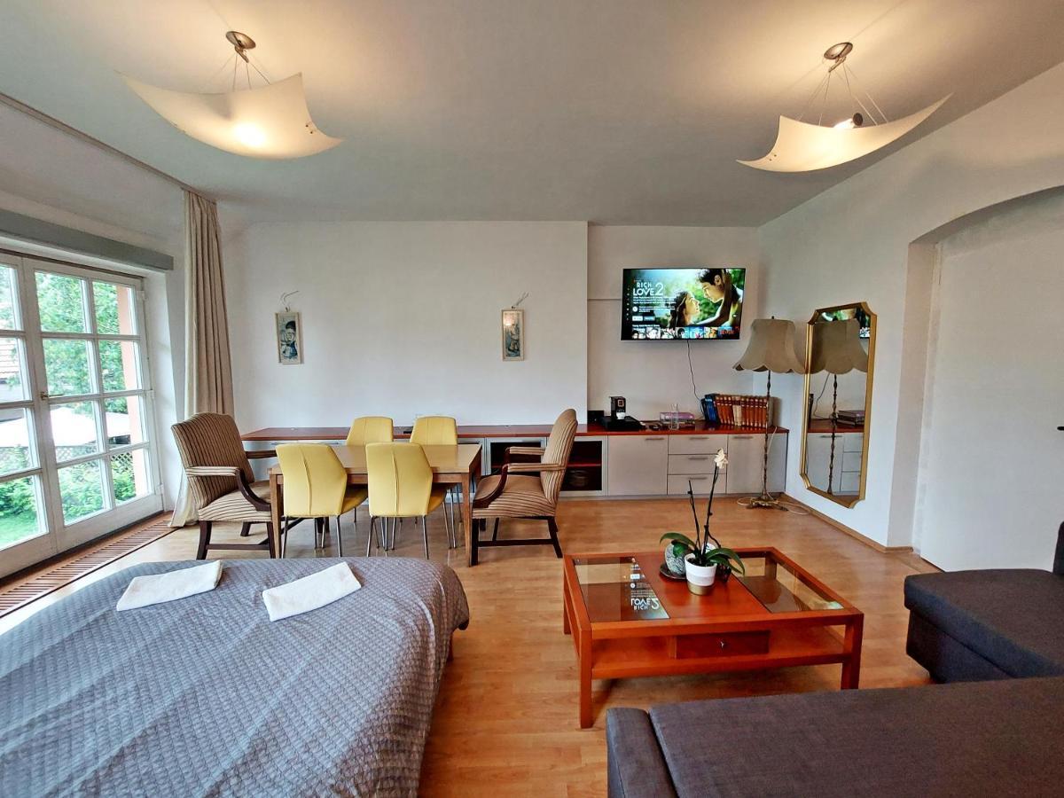 Hotel R24, Rose House Lublaň Exteriér fotografie